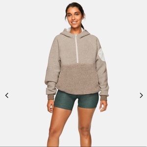 Outdoor Voices MegaFleece Half Zip Pull Over